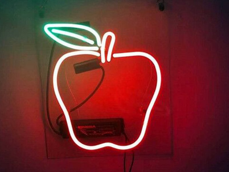 Apple-Glass-Neon-Sign