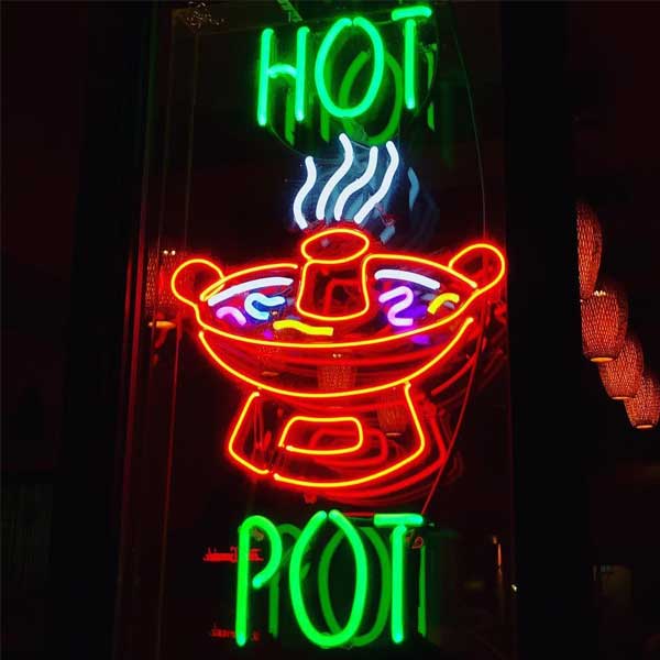 hotpot-neon-sign